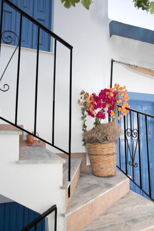 Emborios Petroula Apartments II מראה חיצוני תמונה