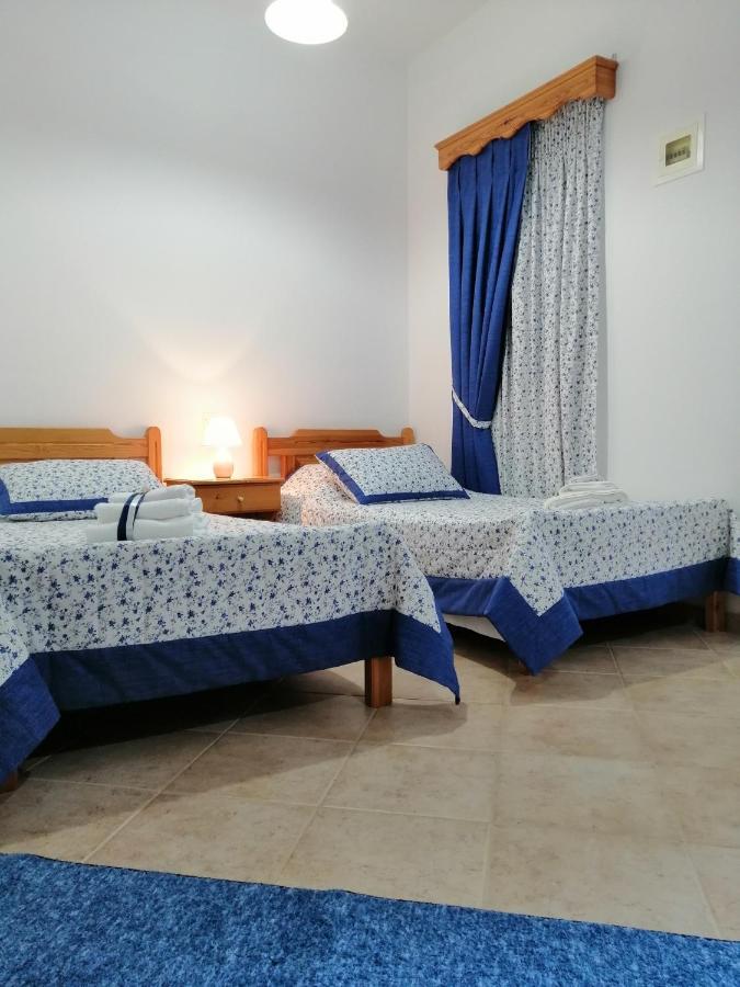Emborios Petroula Apartments II מראה חיצוני תמונה