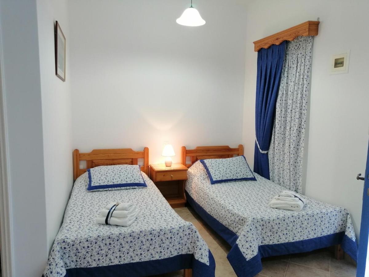 Emborios Petroula Apartments II מראה חיצוני תמונה