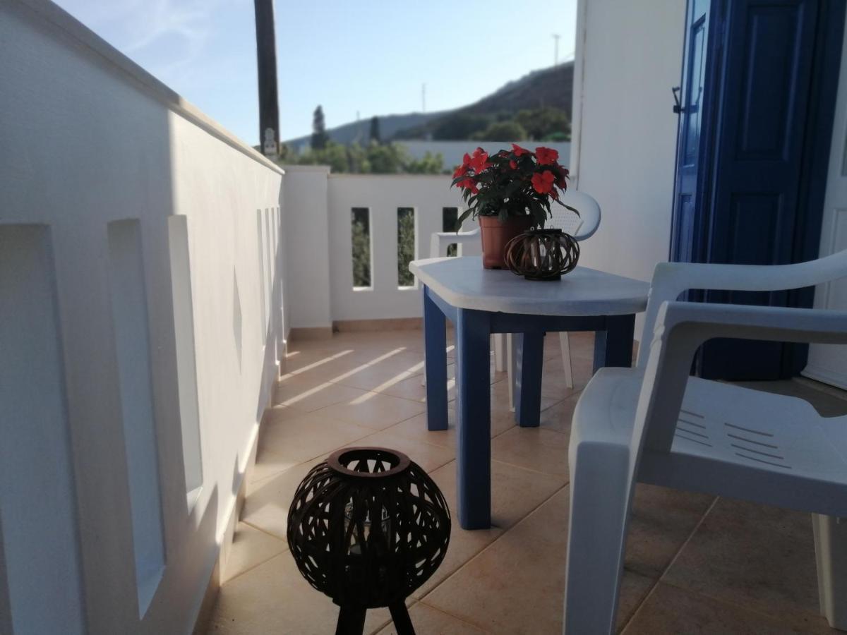 Emborios Petroula Apartments II מראה חיצוני תמונה