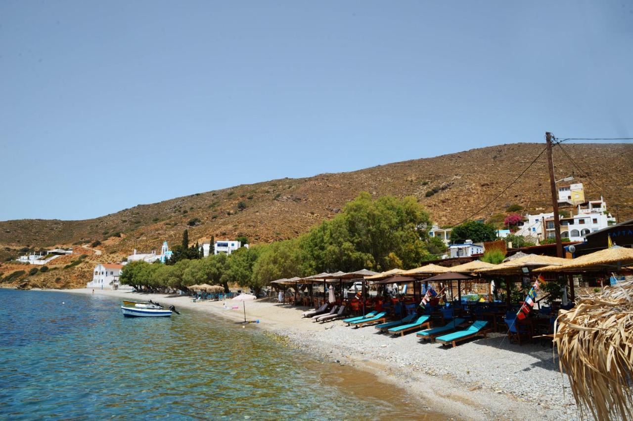 Emborios Petroula Apartments II מראה חיצוני תמונה